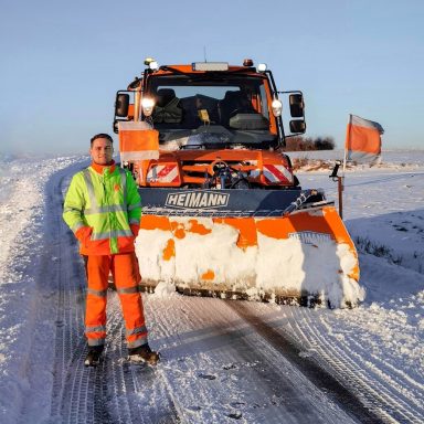 Unimog im Winterdienst als Kommunaldienstleistung